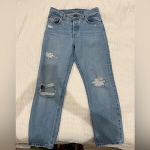 Levi's Women's Straight Leg Jeans in Light Blue